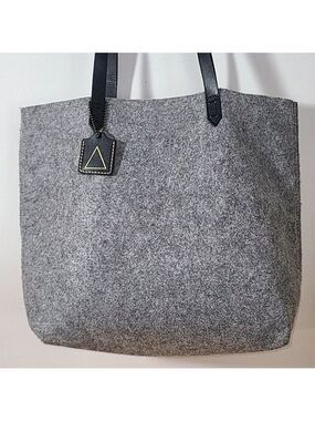 KELSI DAGGER leather felt large open tote grey black coastal shoulder bag used